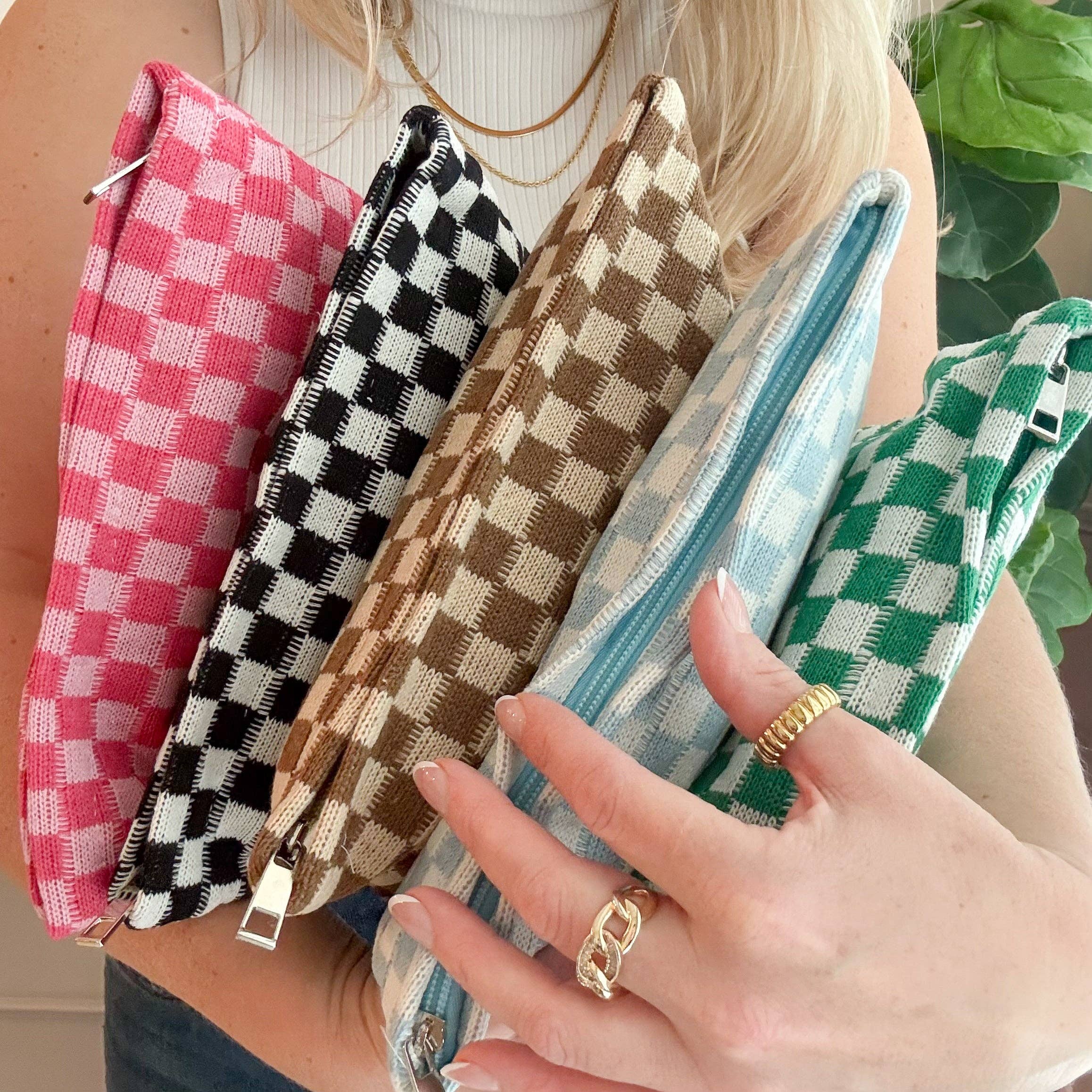 Medium Checkered Knit "Catch-All" Pouch in 5 Colors: Blue Check