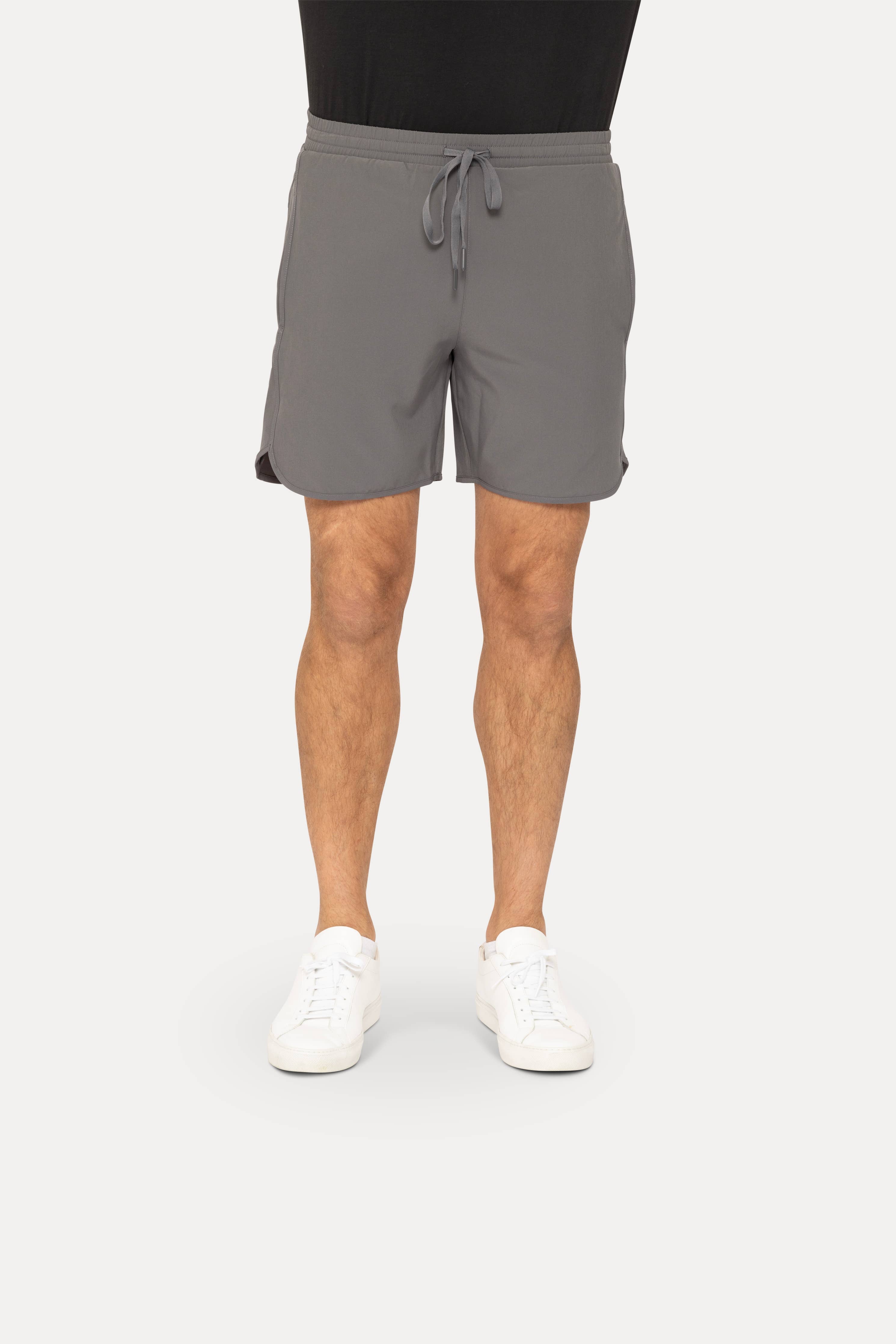 MEN - Wave Accent Essential Active Shorts: Black / S:M:L:XL