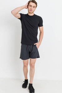 MEN - Wave Accent Essential Active Shorts: Black / S:M:L:XL