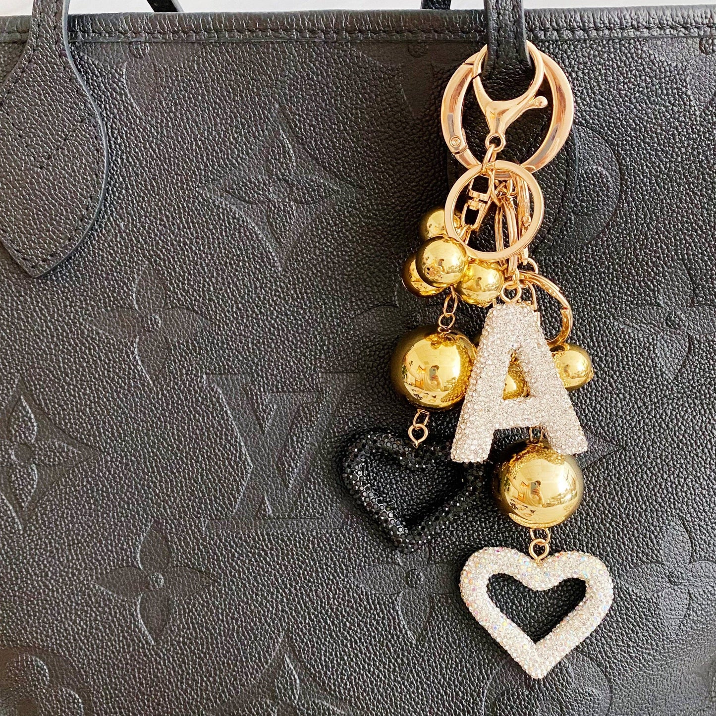 It Girl Glam Initial Key Chain: R / Crystal Clear