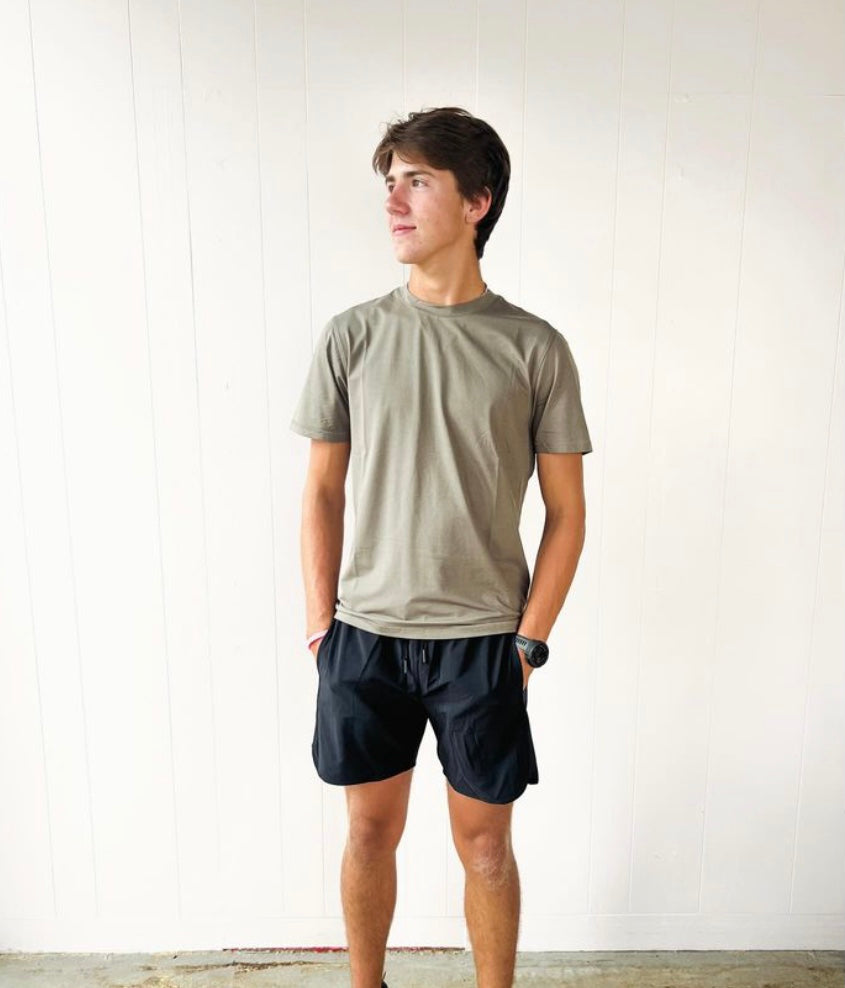 MONO B MEN - Air Essentials Crew Neck Tee: OLIVE / S:M:L